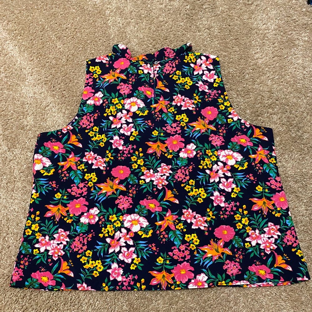 J.Crew Women’s Flower Top XXL !!MAKE AN OFFER!!